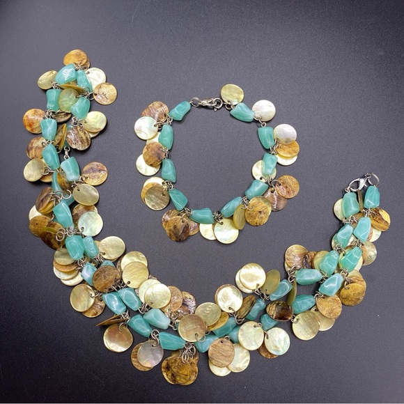 Boho Shell & Mint Green Acrylic Beads Necklace & Bracelet Set - Picture 2 of 8